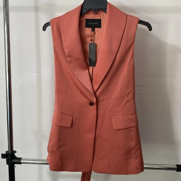 Banana Republic 2-Piece Coral Vest & Pleated Shorts Set Size 4 Top M Bottom - Picture 4 of 13